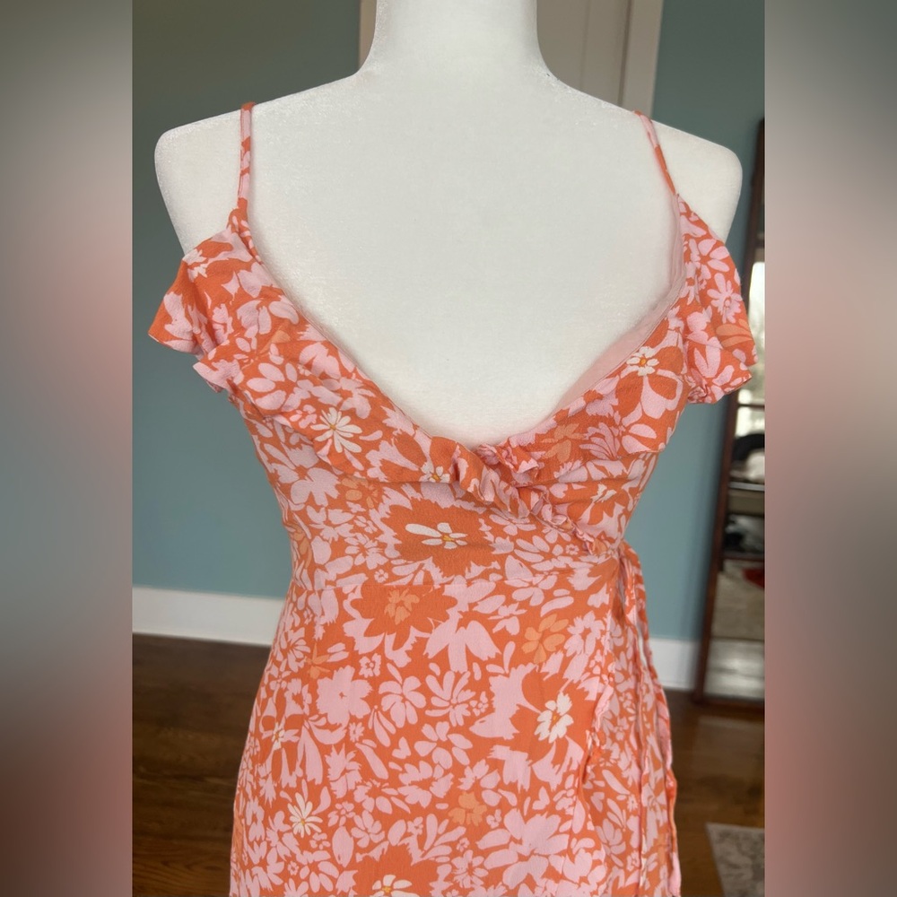 MinkPink Size XS Marli Midi Floral Wrap Dress - Picture 5 of 8